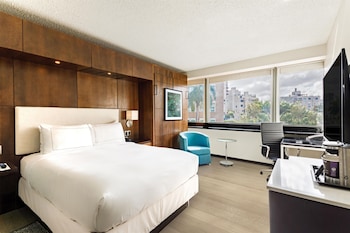 Room, Multiple Beds, Microwave, Garden View