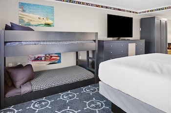 Family Room, Multiple Beds, Non Smoking