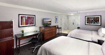 Room, 2 Double Beds, Microwave