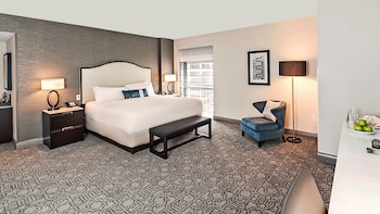 Junior Suite, 1 King Bed, City View, Tower (Premier, Executive Tower)