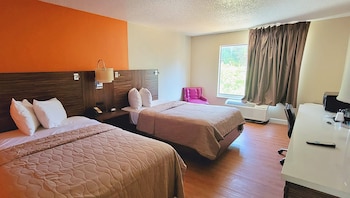 Deluxe Room, 2 Double Beds, Non Smoking, Refrigerator & Microwave