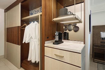 Premium Room, 2 Queen Beds, Ground Floor (Sundeck)