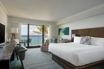 Premium Room, 1 King Bed, Balcony, Ocean View (Mobility Accessible, Roll-In Shower)