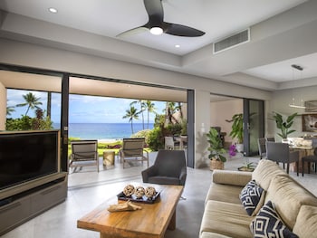 Condo, 2 Bedrooms, Oceanfront (A102)