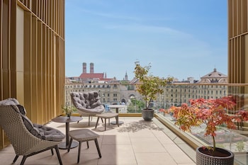 Room, 1 Bedroom, City View (Terrace)