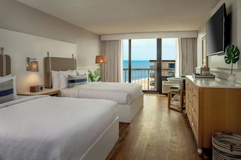Room, 2 Queen Beds, City View
