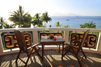 Premium Room, 1 King Bed (Moorea Island View)