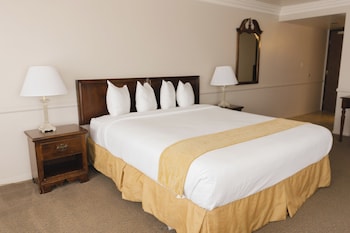 Executive Room, 1 King Bed, Tower