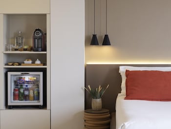 Classic Triple Room, 2 Twin Beds (and 1 sofa)