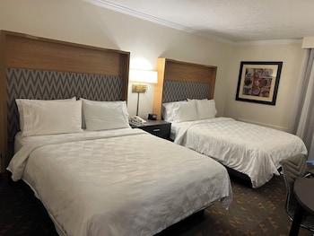 Premium Room, 2 Queen Beds, Accessible (Communications)