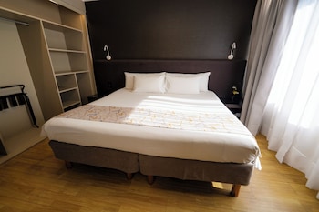 Junior Suite, 1 King Bed