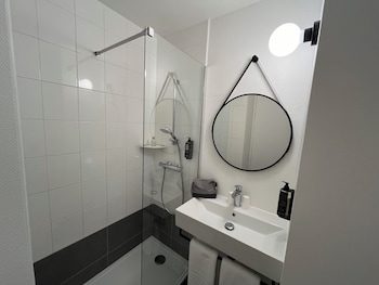 Standard Room, 2 Twin Beds
