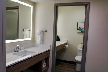 Suite, Multiple Beds, Non Smoking