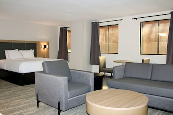 Suite, Multiple Beds, Non Smoking
