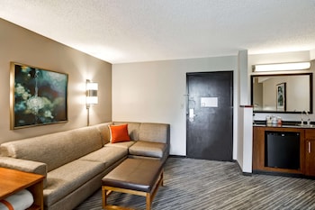 Room, Multiple Beds (High Floor)