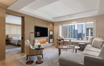Suite (CHICAGO AVENUE SUITE)