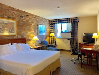 Standard Room, 1 King Bed (Low Floor)