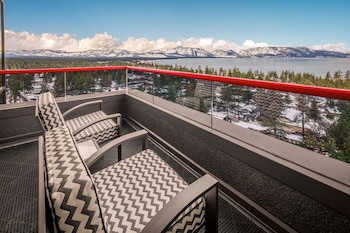 Premier Balcony Suite King Non-Smoking