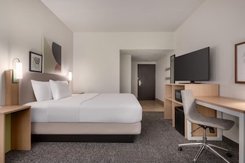 Room, 1 King Bed, Mobility Accessible (Mobility)
