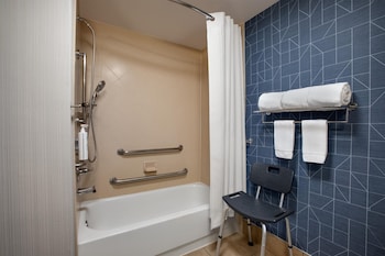 Room, 1 King Bed, Mobility Accessible (Mobility)