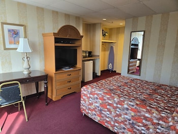 Standard Room, 1 Queen Bed, Non Smoking