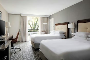 Standard Room, 2 Double Beds (Hearing Accessible)