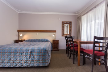 One Bedroom Apartment