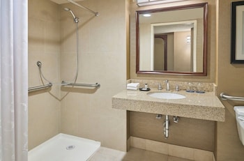Executive Room, 1 King Bed, Mobility Accessible, Non Smoking (Bathtub w/ Grab Bars)