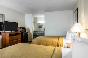 Standard Room, 2 Double Beds, Non Smoking