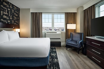 Room, 1 Double Bed (Roll-In Shower)
