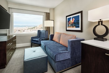 Room, 1 King Bed (Chairman, Roll-in Shower)