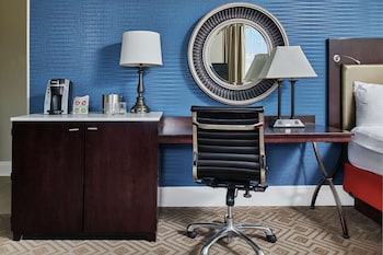 Junior Suite, 1 King Bed