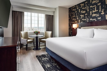 Junior Suite, 1 King Bed, Jetted Tub (Bridal Suite)