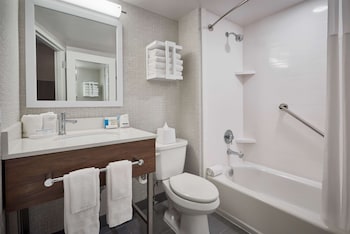 Superior Studio, 2 Queen Beds, Accessible (Hearing)