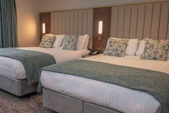 Standard Room, 2 Queen Beds