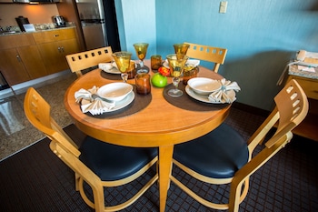 Suite, 1 Bedroom, Kitchenette