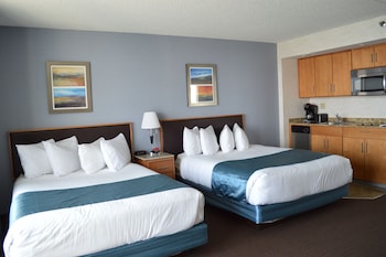 Studio Suite, 2 Double Beds, Kitchenette