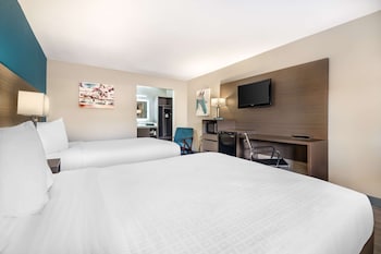 Standard Room, 2 Queen Beds, Non Smoking, Refrigerator & Microwave