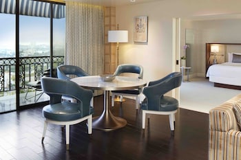 Gate Two Bedroom Suite
