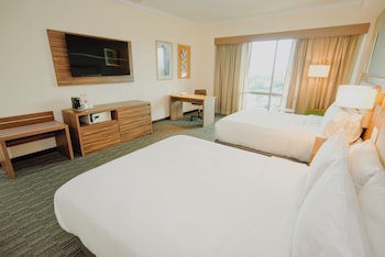 Premium Room, 2 Queen Beds (Bath Shower Combination)