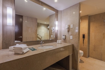 Standard Room, 2 Double Beds (Walk-In Shower)