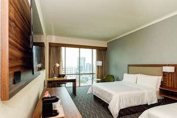 Premium Room, 2 Queen Beds (Bath Shower Combination)