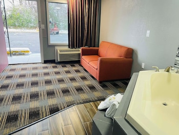 Deluxe Suite, 1 King Bed, Non Smoking