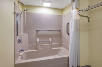 Room, 2 Queen Beds, Non Smoking