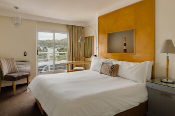 Room, 1 King Bed, City View