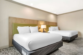 Room, 2 Queen Beds, Non Smoking