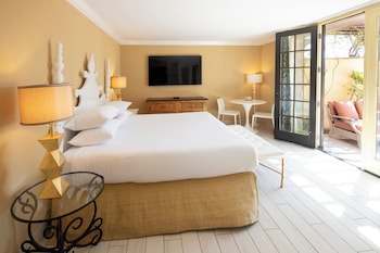 Deluxe Room, 1 King Bed, Terrace (Pool)