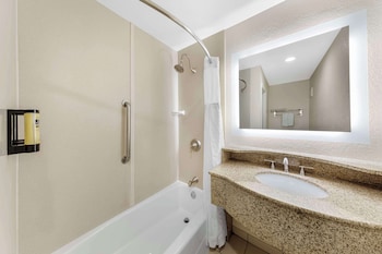 Standard Room, 1 King Bed, Non Smoking, Refrigerator & Microwave
