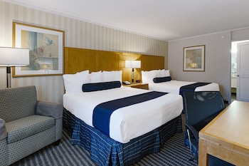 Room, 2 Queen Beds, Non Smoking