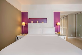 Laguna Premier Room